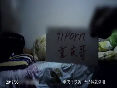 0413护士女友刚下班回来趟在床上诱惑我操她2