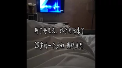 靓姐小骚货小伙跟女友喝点儿小酒妹子还晕晕乎乎的正好做爱漂亮胸大鲍鱼粉激情互舔如胶似漆好劲爆