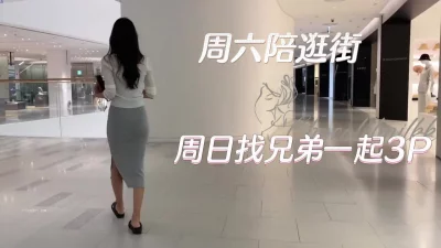 完美露脸刚破处不久的小骚逼